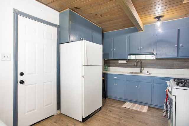 1410 Upland Dr, Yuba City, CA 95991