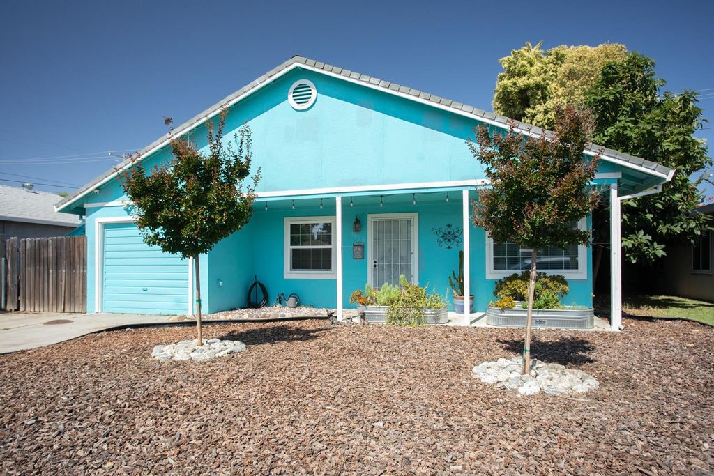 1410 Upland Dr, Yuba City, CA 95991