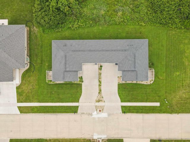 1501 Watson Way, Parkersburg, IA 50665