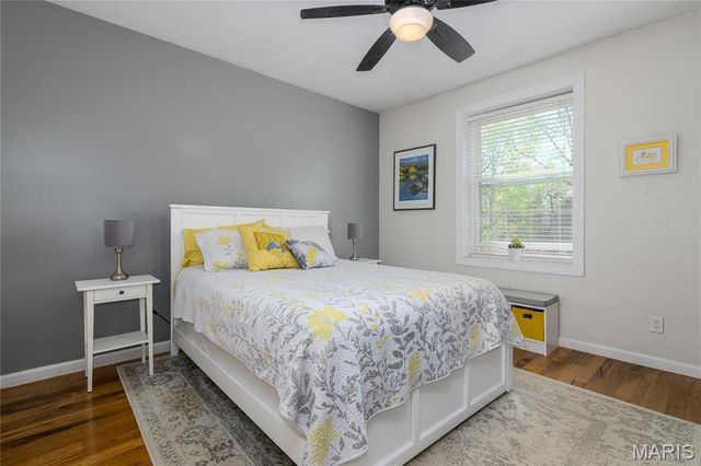 4222 Flad Avenue, St Louis, MO 63110