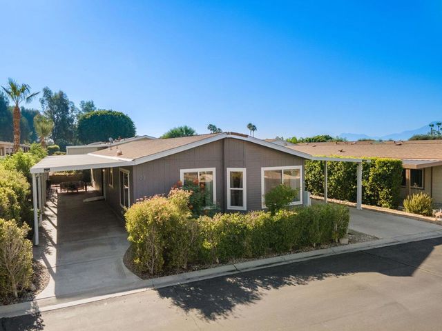 73450 Country Club Drive 33, Palm Desert, CA 92260