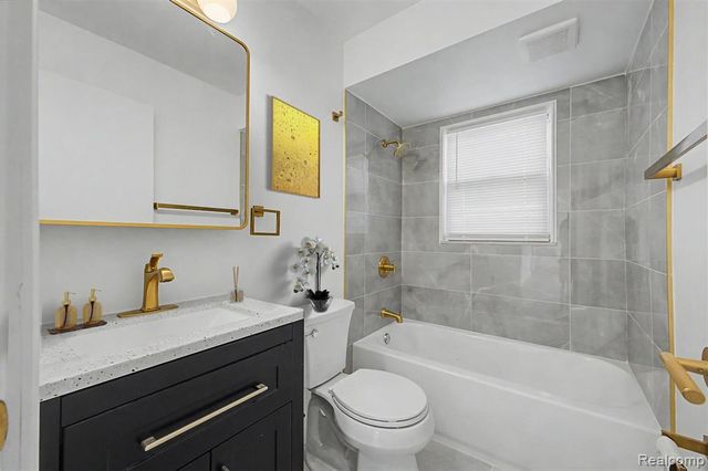 31765 Brown Street, Garden City, MI 48135