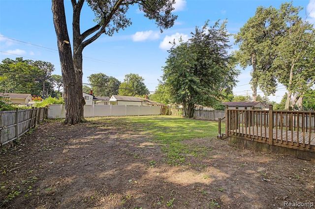 31765 Brown Street, Garden City, MI 48135