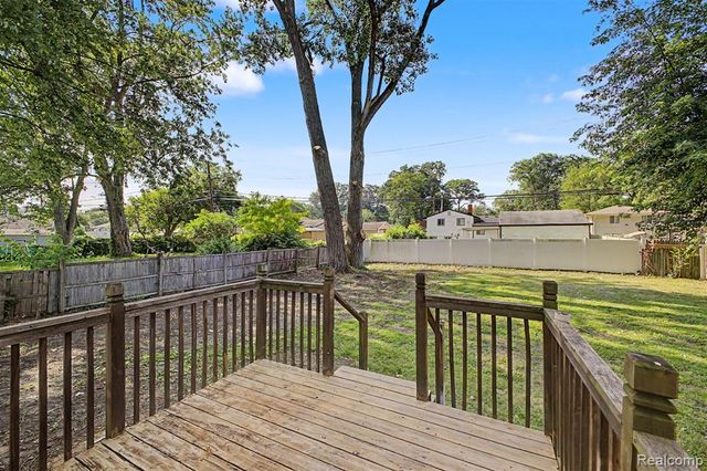 31765 Brown Street, Garden City, MI 48135