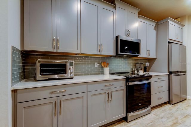 19388 GREAT INTENTION WAY, Lutz, FL 33558