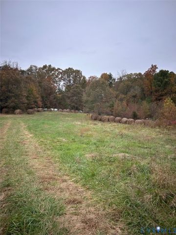 283 Victoria Rd, Louisa, VA 23065