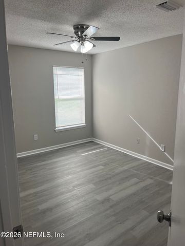 1557 SHEARWATER Drive, Jacksonville, FL 32218