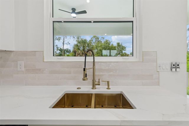 2277 SIMONTON AVENUE, North Port, FL 34286