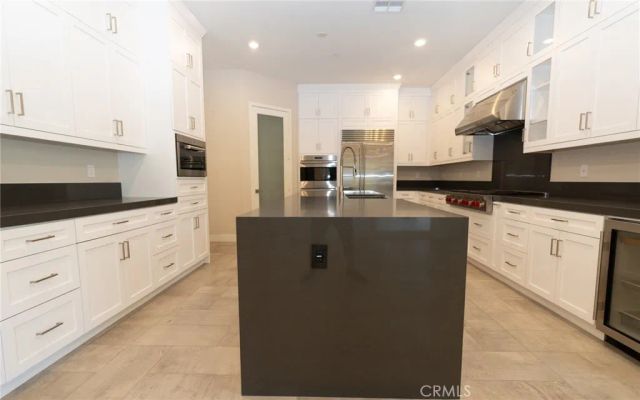 70 Sagan, Irvine, CA 92618