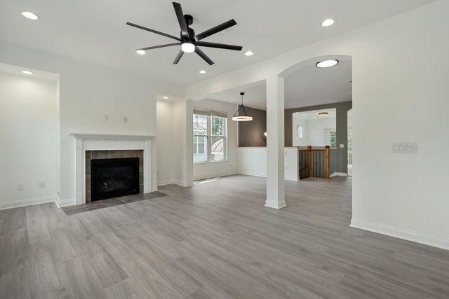 2859 Acarie Drive, Columbus, OH 43219