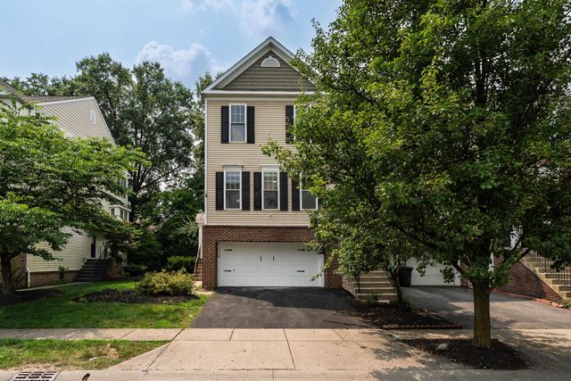 2859 Acarie Drive, Columbus, OH 43219