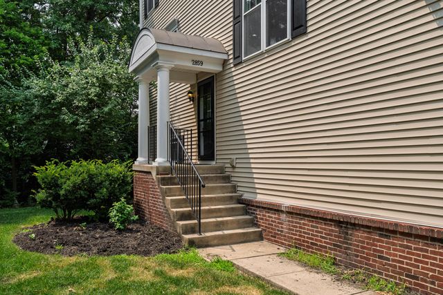 2859 Acarie Drive, Columbus, OH 43219
