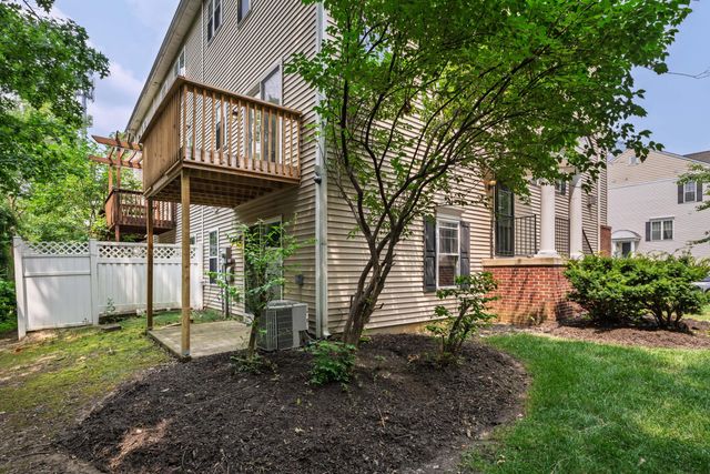 2859 Acarie Drive, Columbus, OH 43219