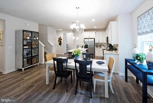 11504 BEACON HILL CT, Issue, MD 20645