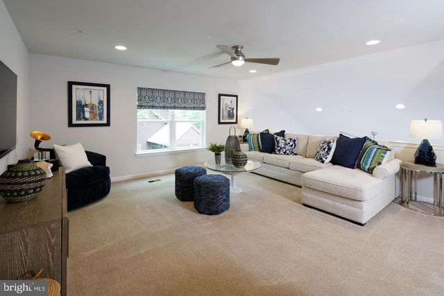 11504 BEACON HILL CT, Issue, MD 20645
