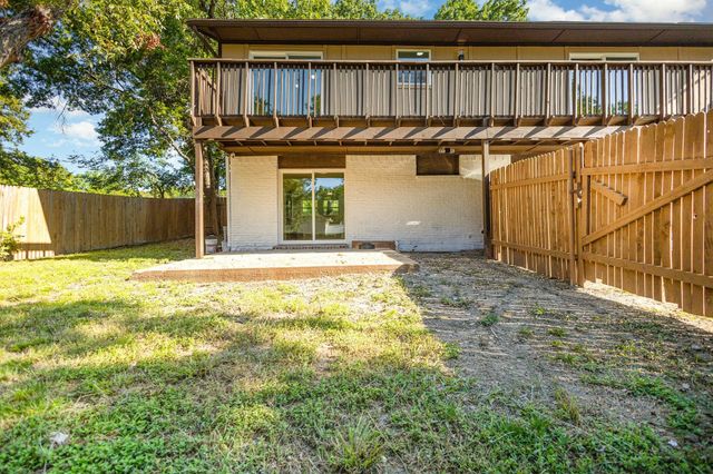 707 W Red Bird Lane, Dallas, TX 75232