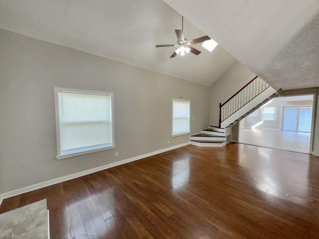 1703 Bivens ST, Virginia Beach, VA 23464