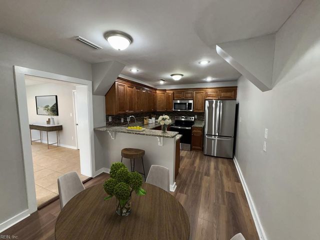 1703 Bivens ST, Virginia Beach, VA 23464