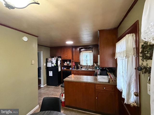 11 SCOTLAND ROAD, Chambersburg, PA 17201