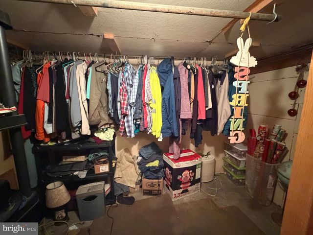 11 SCOTLAND ROAD, Chambersburg, PA 17201