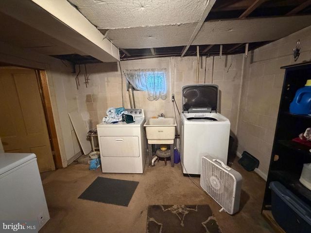 11 SCOTLAND ROAD, Chambersburg, PA 17201