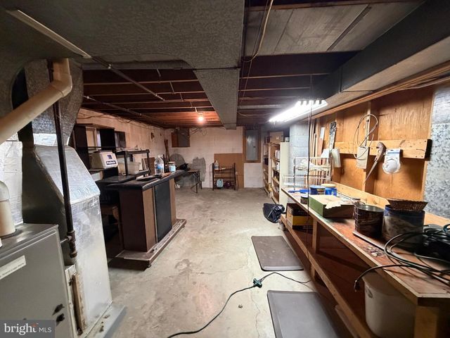 11 SCOTLAND ROAD, Chambersburg, PA 17201