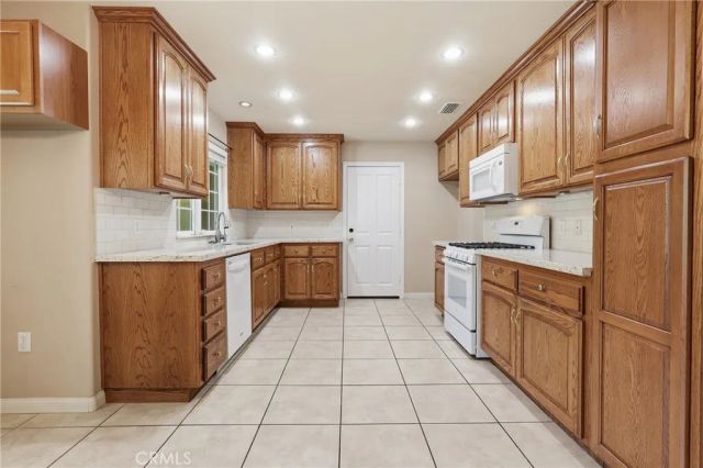 3954 Garden, San Bernardino, CA 92404
