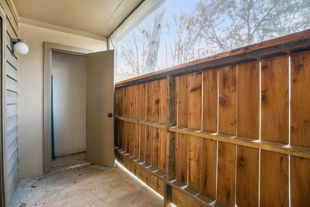 3300 Pebblebrook Drive 33, Seabrook, TX 77586