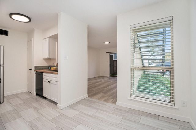 3300 Pebblebrook Drive 33, Seabrook, TX 77586