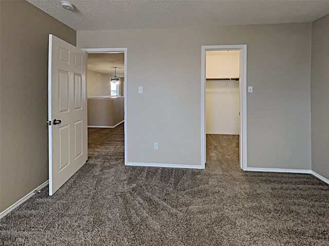 6054 Susanna Drive, Grand Prairie, TX 75052