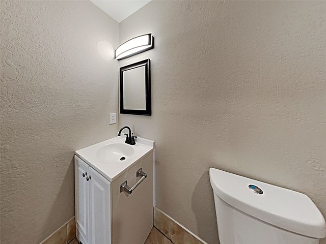 6054 Susanna Drive, Grand Prairie, TX 75052