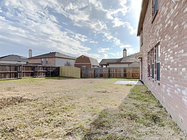 6054 Susanna Drive, Grand Prairie, TX 75052