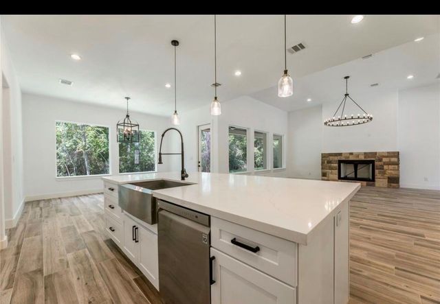 149 Pine Branch, Montgomery, TX 77356