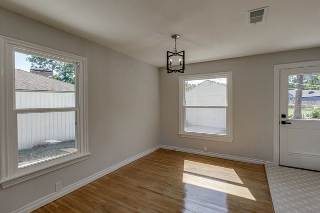 2734 Mayhew Drive, Dallas, TX 75228