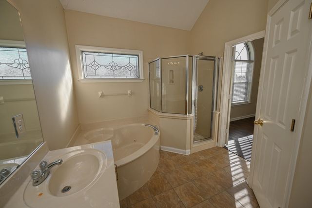 1616 SAWMILL CREEK LN, Cordova, TN 38016