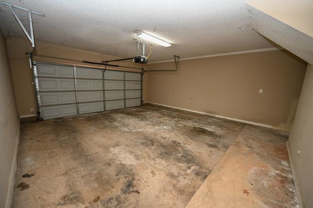 1616 SAWMILL CREEK LN, Cordova, TN 38016