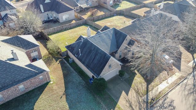 1616 SAWMILL CREEK LN, Cordova, TN 38016