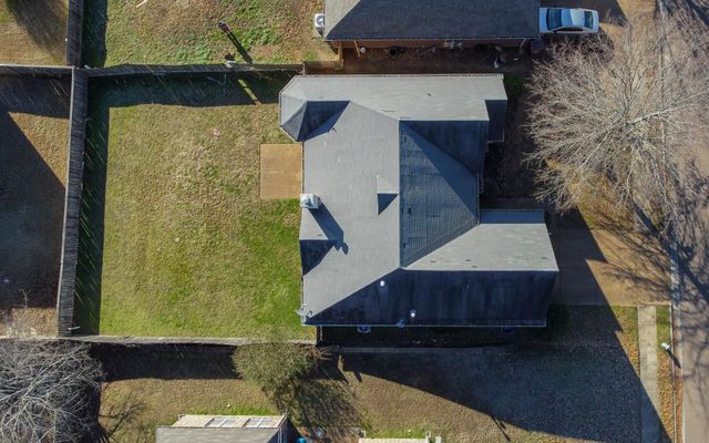 1616 SAWMILL CREEK LN, Cordova, TN 38016