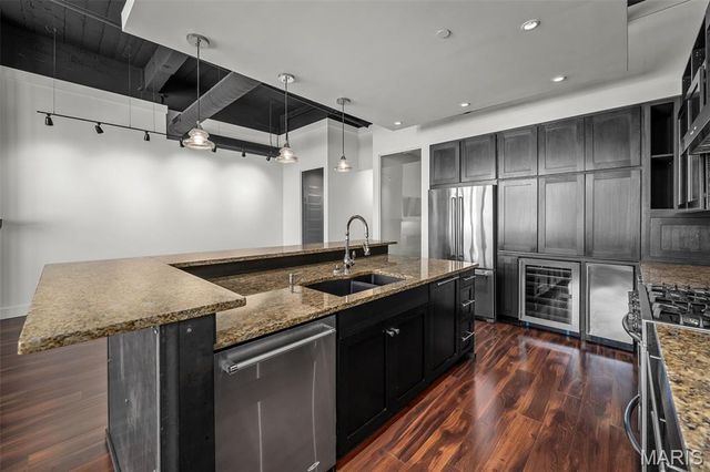 3010 Locust Street 208, St Louis, MO 63103