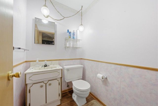8324 Denver AVENUE, Milwaukee, WI 53223