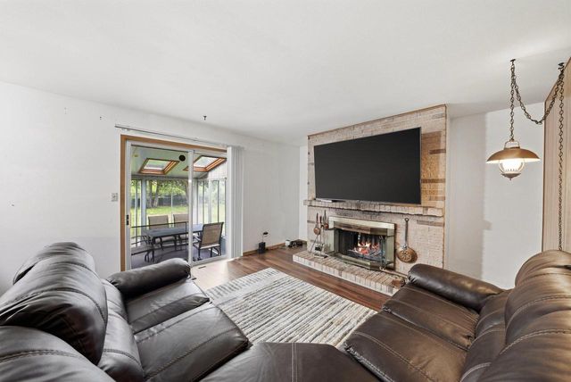 8324 Denver AVENUE, Milwaukee, WI 53223