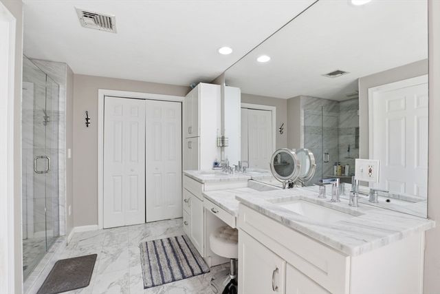 85 Cedar Crest Dr, Bridgewater, MA 02324