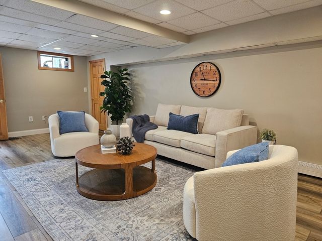 85 Cedar Crest Dr, Bridgewater, MA 02324