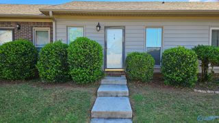 8134 Oldfield Road 3, Huntsville, AL 35802