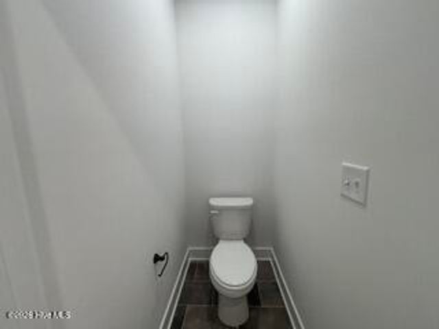 318 Eastwood Drive, Wallace, NC 28466