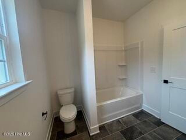 318 Eastwood Drive, Wallace, NC 28466