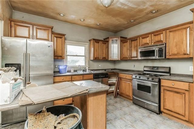 909 Franklin St, Mckeesport, PA 15132