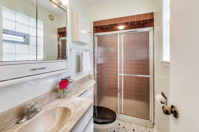 9010 Samoset Trail, Skokie, IL 60076