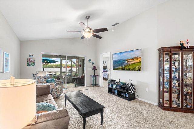 574 LORIENT DRIVE, Eagle Lake, FL 33839