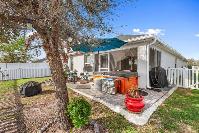 574 LORIENT DRIVE, Eagle Lake, FL 33839